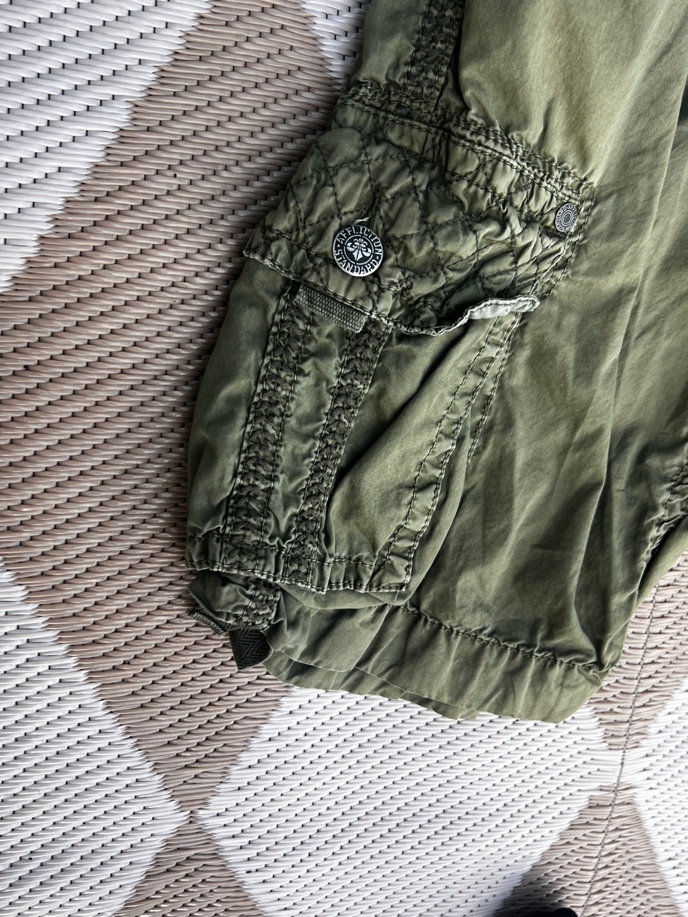 Affliction Olive Green Cargo Shorts Mens Size 32 Military Utility Y2K - Picture 10 of 13